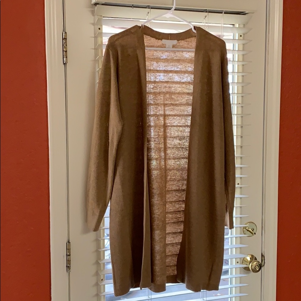 H & M sweater